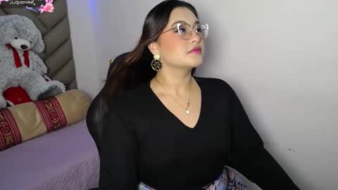 Snapshot of heluejamil chatting on 11/11/25, 10:48 Zahira online show from 11/11/25, 10:48