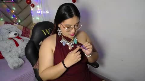 Snapshot of heluejamil chatting on 11/12/25, 05:57 Zahira online show from 11/12/25, 05:57