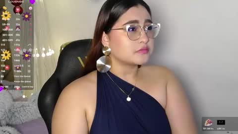 Snapshot of heluejamil chatting on 11/14/25, 08:51 Zahira online show from 11/14/25, 08:51