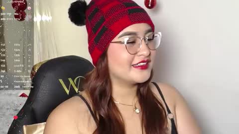 Snapshot of heluejamil chatting on 11/24/25, 08:19 Zahira online show from 11/24/25, 08:19