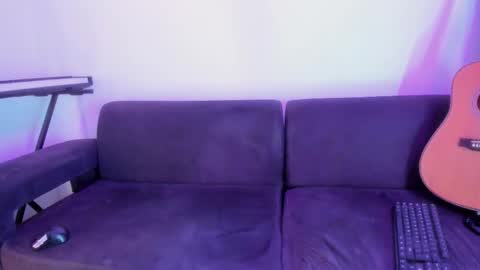 henrik_senn online show from 11/13/25, 11:09