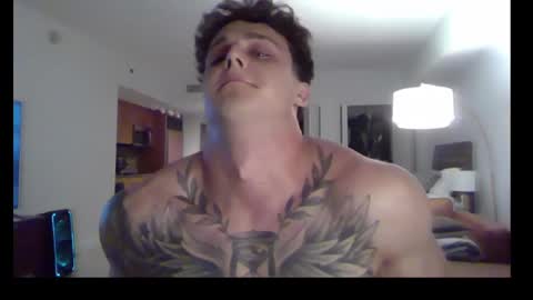 Snapshot of henrydesanti chatting on 09/14/25, 01:38 henrydesanti online show from 09/14/25, 01:38