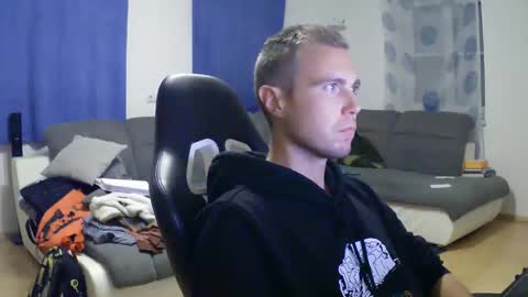 John Pearl online show from 09/24/25, 07:28