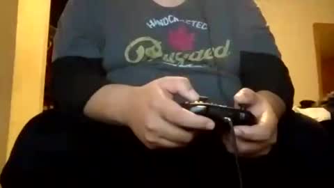 Snapshot of hereforbootyyy chatting on 12/21/24, 10:28 Hereforbootyyyy online show from 12/21/24, 10:28