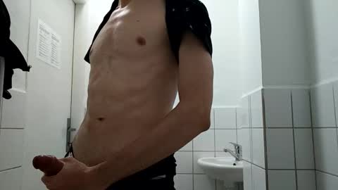 herenarnia online show from 09/24/25, 05:16