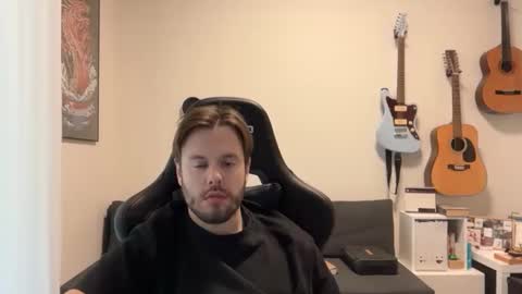 Herkus online show from 11/25/25, 12:05