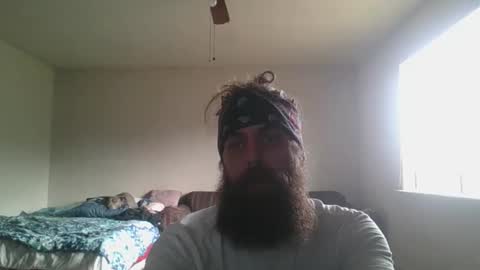 Snapshot of hermannbukowski chatting on 11/19/25, 03:56 hermannbukowski online show from 11/19/25, 03:56