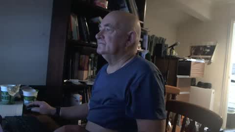 Snapshot of hermeneutika chatting on 01/07/25, 06:38 mature online show from 01/07/25, 06:38