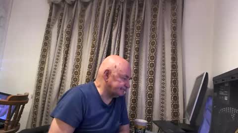 Snapshot of hermeneutika chatting on 01/14/25, 07:06 mature online show from 01/14/25, 07:06