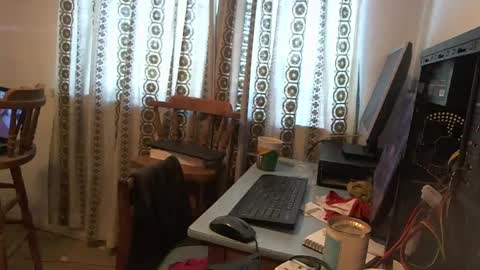 Snapshot of hermeneutika chatting on 01/16/25, 09:48 mature online show from 01/16/25, 09:48
