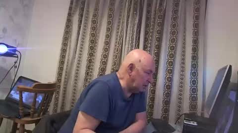 Snapshot of hermeneutika chatting on 01/20/25, 07:04 mature online show from 01/20/25, 07:04