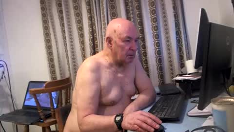 Snapshot of hermeneutika chatting on 02/26/25, 06:58 mature online show from 02/26/25, 06:58