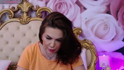 Snapshot of hessahessy chatting on 10/14/25, 06:20 Hessy online show from 10/14/25, 06:20