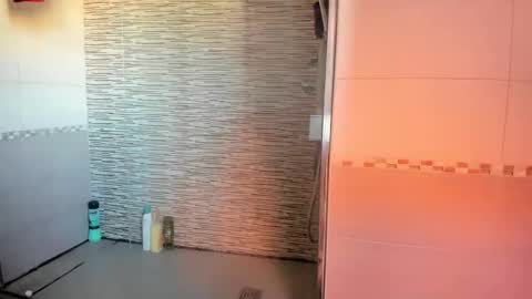 Snapshot of heterooli chatting on 02/14/25, 03:05 heterooli online show from 02/14/25, 03:05