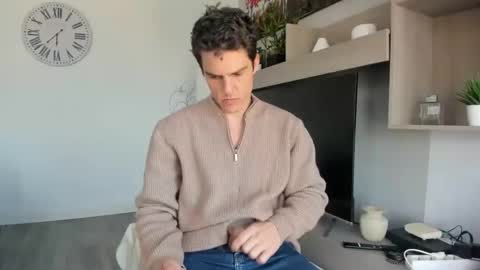 Snapshot of heterooli chatting on 02/15/25, 01:05 heterooli online show from 02/15/25, 01:05