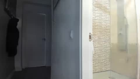 Snapshot of heterooli chatting on 02/17/25, 11:20 heterooli online show from 02/17/25, 11:20