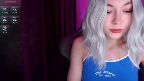  Nora  online show from 10/12/25, 07:46