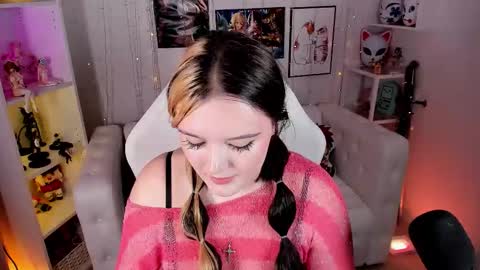 Snapshot of heymarybaby chatting on 09/17/25, 05:53 Amazing Mary online show from 09/17/25, 05:53