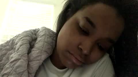 Snapshot of heyyou301990 chatting on 11/08/25, 02:17 heyyou301990 online show from 11/08/25, 02:17