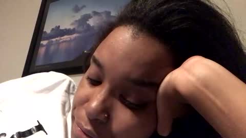 Snapshot of heyyou301990 chatting on 11/10/25, 06:23 heyyou301990 online show from 11/10/25, 06:23