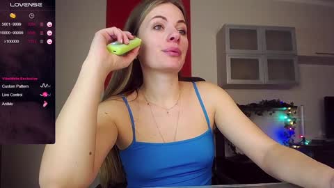 Snapshot of hi_bye_ chatting on 01/30/25, 08:01 Lina online show from 01/30/25, 08:01