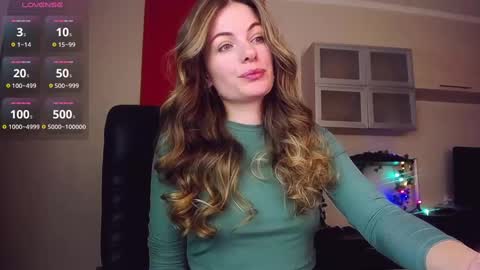 Snapshot of hi_bye_ chatting on 03/01/25, 02:59 Lina online show from 03/01/25, 02:59