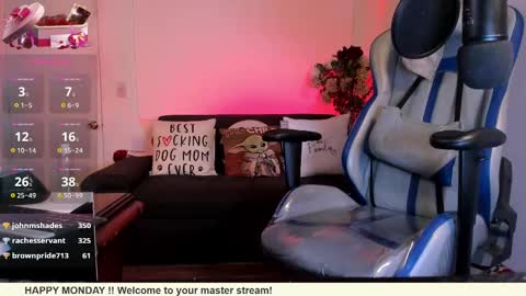 Snapshot of hi_im_rachel_ chatting on 02/19/25, 03:17 Call me Rachel... online show from 02/19/25, 03:17