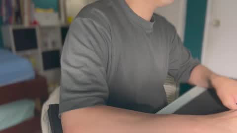 Snapshot of hideki_kawaki chatting on 03/08/25, 01:28 Hideki Kawaki online show from 03/08/25, 01:28