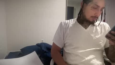 hihello400 online show from 10/20/25, 04:24