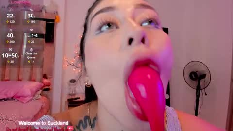 Snapshot of hilary_jones_22 chatting on 10/02/25, 08:16 LUNA new account FOLLOW ME online show from 10/02/25, 08:16