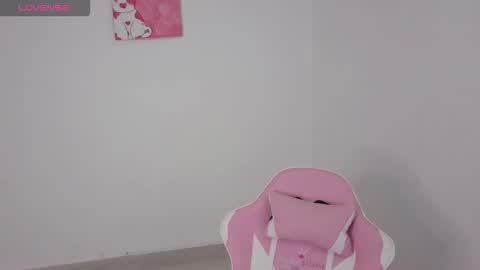 Snapshot of hime_ko chatting on 11/26/25, 11:11 Hime ko online show from 11/26/25, 11:11