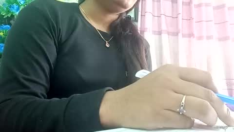 Snapshot of himuhimu22 chatting on 12/17/24, 06:56 himuhimu22 online show from 12/17/24, 06:56