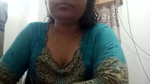 Snapshot of himuhimu22 chatting on 09/17/25, 05:14 himuhimu22 online show from 09/17/25, 05:14