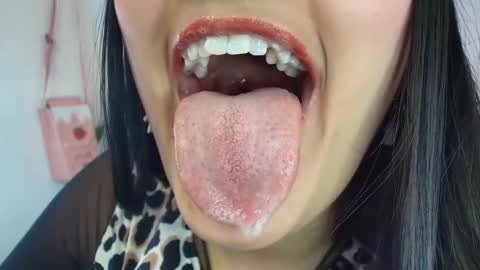 hinata online show from 10/16/25, 09:05