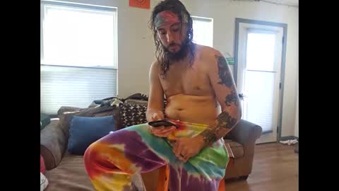 hippiejagain online show from 11/16/25, 04:34