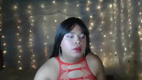 Snapshot of hivanna_ms chatting on 10/16/25, 09:43 HIVANNA online show from 10/16/25, 09:43