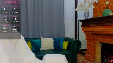 Ksenia online show from 10/16/25, 01:06