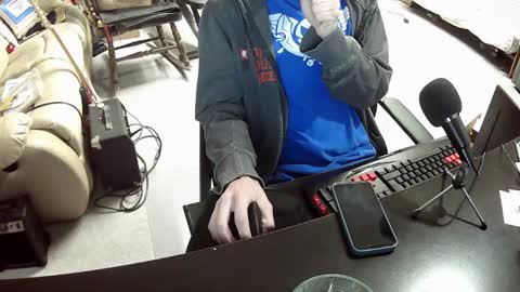 Snapshot of hoboayoyo chatting on 02/28/25, 11:01 Hentai man online show from 02/28/25, 11:01