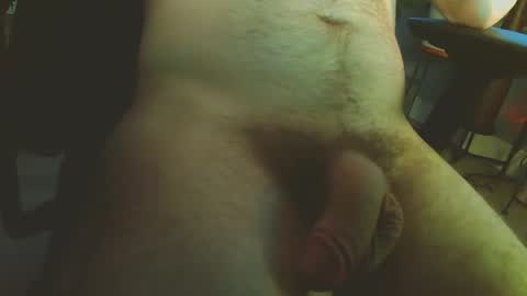 Snapshot of hockeybrad92 chatting on 03/10/25, 10:59 Hairy Hockey Player 92 online show from 03/10/25, 10:59