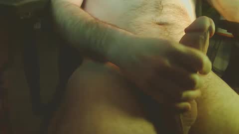 Snapshot of hockeybrad92 chatting on 03/11/25, 10:40 Hairy Hockey Player 92 online show from 03/11/25, 10:40