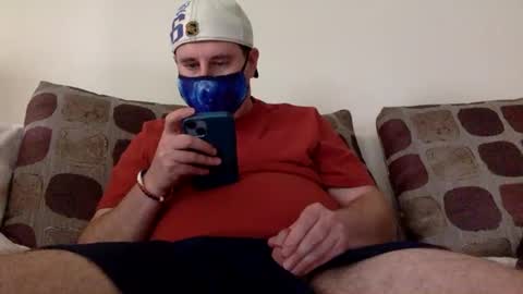Snapshot of hockeyguy10rangers chatting on 10/17/25, 06:10 hockeyguy10rangers online show from 10/17/25, 06:10