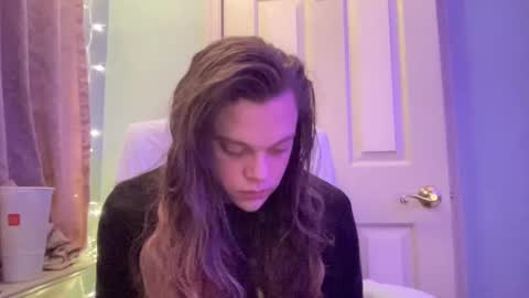 Snapshot of holly23hopefull chatting on 01/06/25, 02:26 Hollys Drive threw Side Of CB. online show from 01/06/25, 02:26