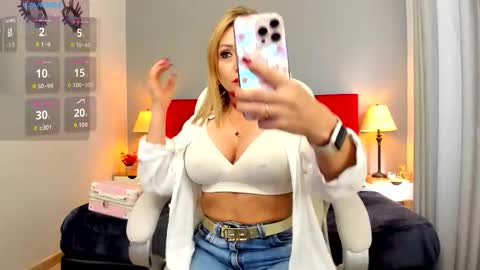 Holly Madisson online show from 11/10/25, 12:48