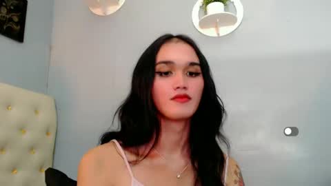 Apple online show from 12/22/24, 01:33