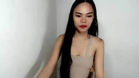 hollyhalo online show from 10/18/25, 06:41