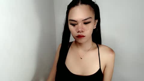 hollyhalo online show from 10/27/25, 05:44