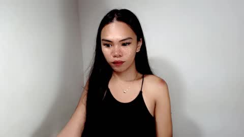 hollyhalo online show from 11/04/25, 05:56