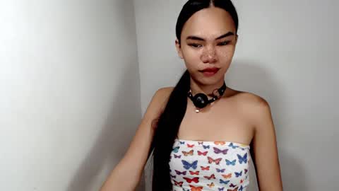 hollyhalo online show from 11/08/25, 04:23