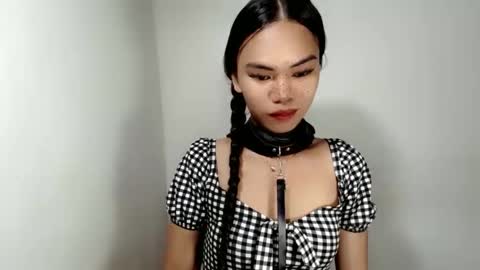 hollyhalo online show from 11/12/25, 04:07