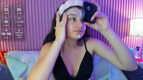 Holly online show from 10/10/25, 11:31